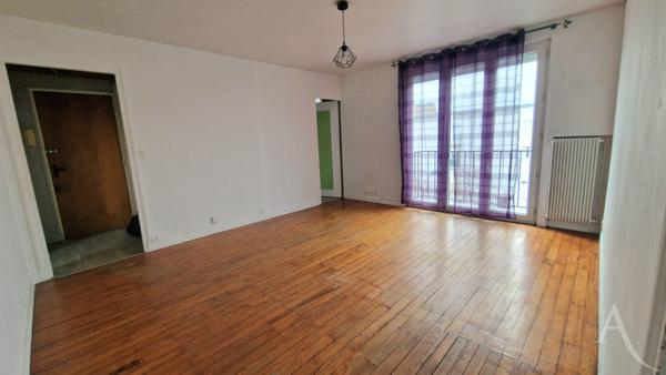 Appartement Mantes La Jolie de 4 pièces avec 3 chambres balcon et cave