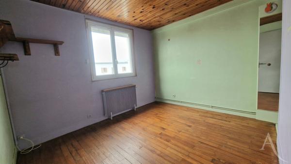 Appartement Mantes La Jolie de 4 pièces avec 3 chambres balcon et cave