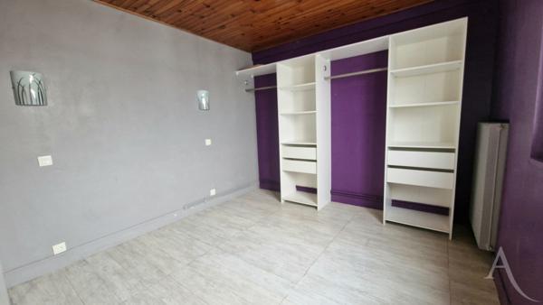 Appartement Mantes La Jolie de 4 pièces avec 3 chambres balcon et cave