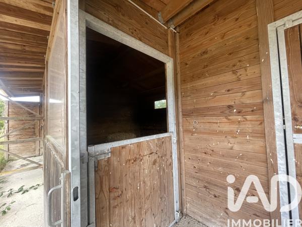 Terrain à vendre 8 880 m² Villeneuve-sur-Yonne