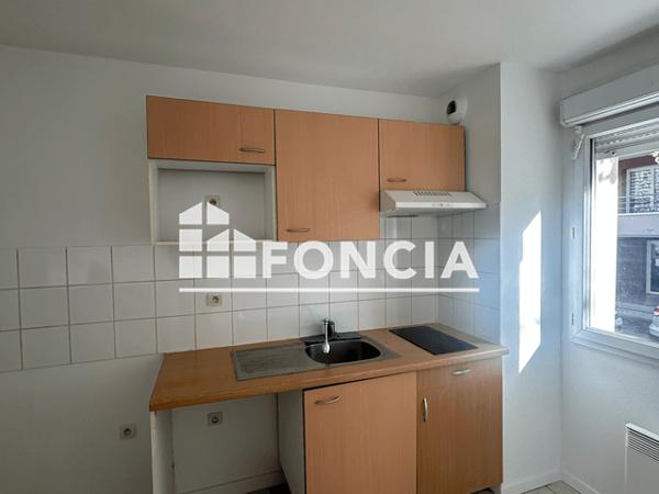 Location Appartement 3 pièces 68.4 m² - 10-12 RUE MONDESIR Montauban 82000