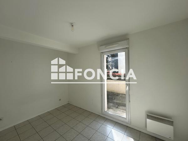 Location Appartement 3 pièces 68.4 m² - 10-12 RUE MONDESIR Montauban 82000