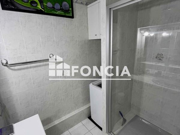 Location Studio meublé 10.16 m² - 1 ALLEE PELLETIER D'OISY - IMMEUBLE FICTIF Tours 37000