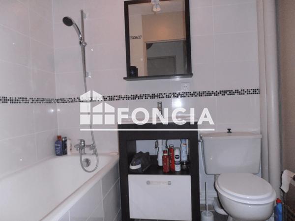 Location Studio 24.4 m² - 26 RUE DES RESERVOIRS Chartres 28000