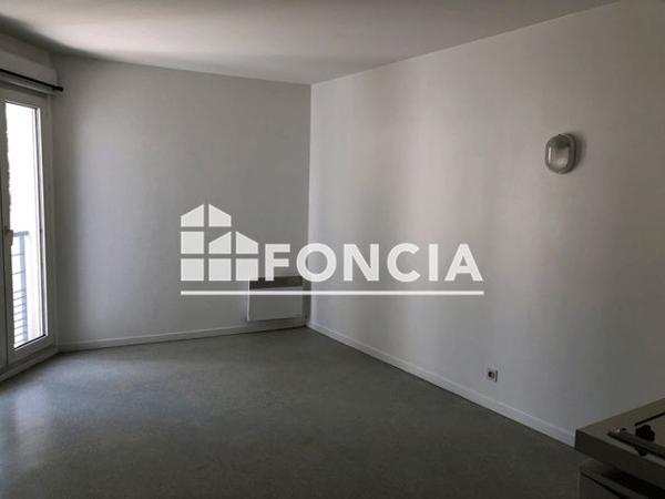 Location Studio 20.11 m² - 73 RUE CHAMPION DE CICE Rennes 35000