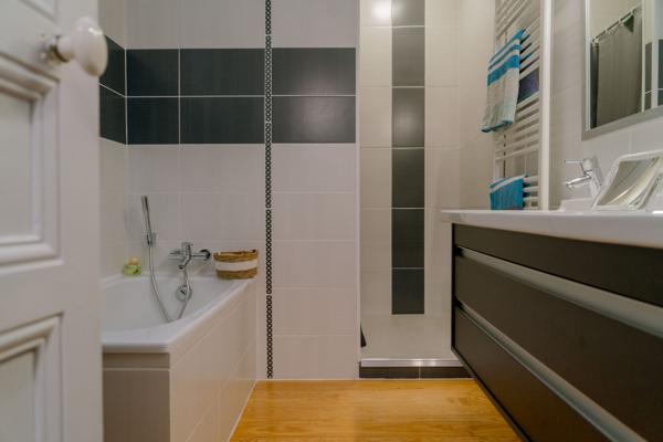 A VENDRE, DAX CENTRE VILLE, BELLE VILLA FAMILLIALE