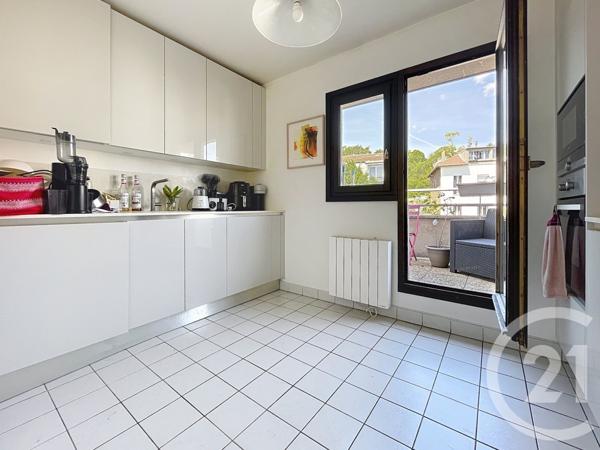 Appartement F6 à vendre  6 pièces - 116,08 m2 SURESNES - 92