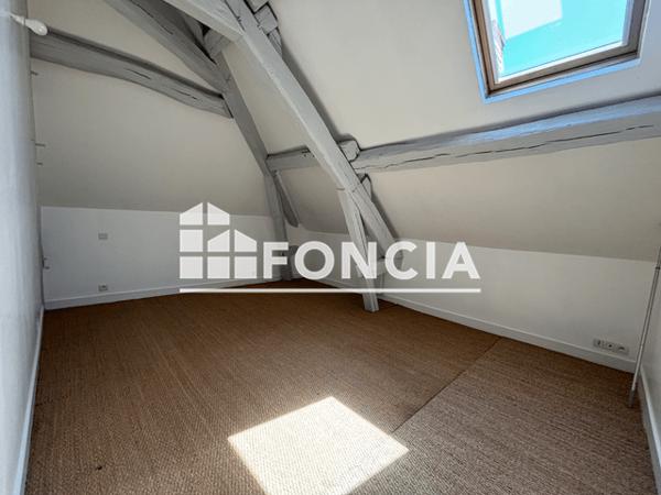 Location Appartement 2 pièces 48.89 m² - 5 RUE DE LA POSTE Villebarou 41000
