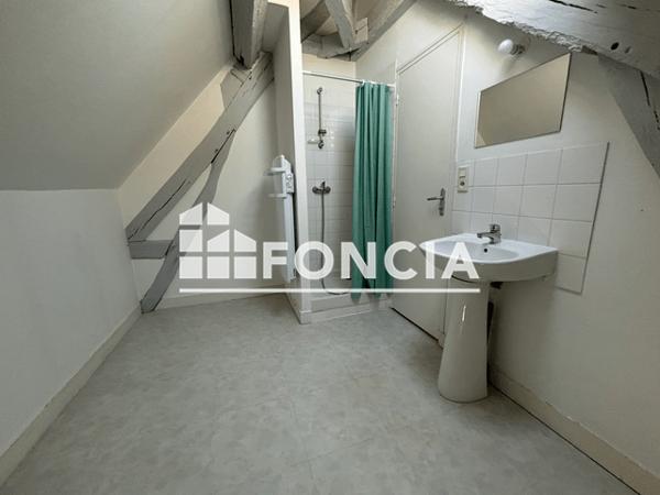 Location Appartement 2 pièces 48.89 m² - 5 RUE DE LA POSTE Villebarou 41000