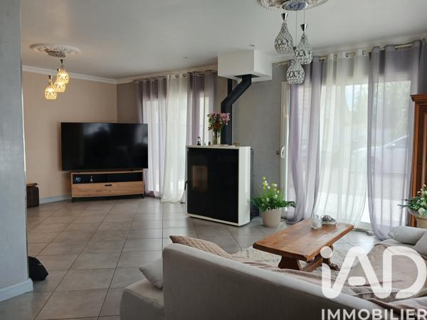 Maison à vendre 8 pièces 235 m² Saint-Marcel
