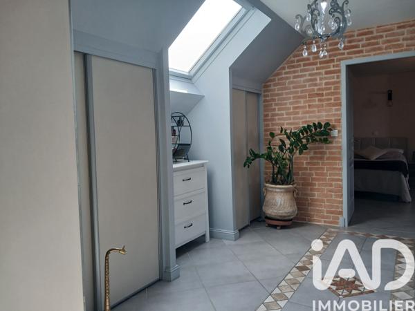 Maison à vendre 8 pièces 235 m² Saint-Marcel