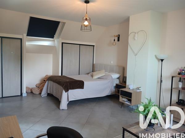 Maison à vendre 8 pièces 235 m² Saint-Marcel