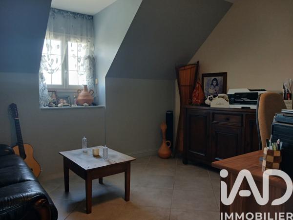 Maison à vendre 8 pièces 235 m² Saint-Marcel