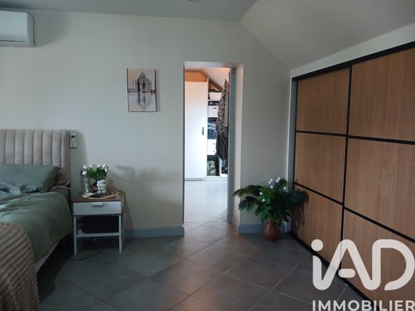 Maison à vendre 8 pièces 235 m² Saint-Marcel