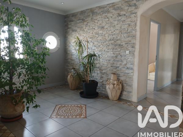 Maison à vendre 8 pièces 235 m² Saint-Marcel