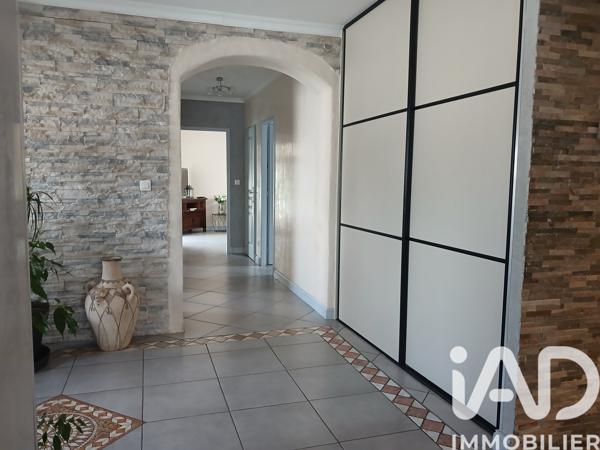 Maison à vendre 8 pièces 235 m² Saint-Marcel
