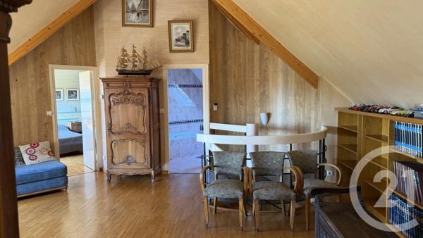 Maison à vendre  5 pièces - 220,26 m 2   VANNES  - 56