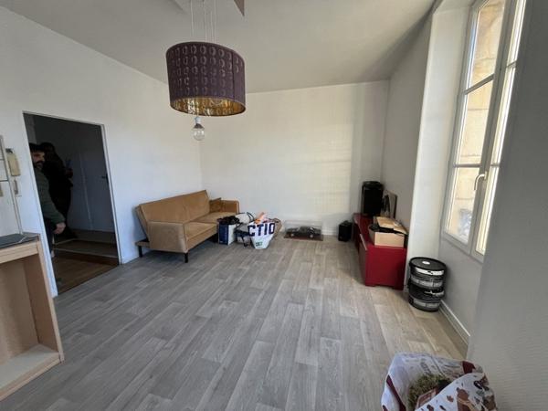 Immeuble à vendre |  Fontenay-le-Comte |  135 m²