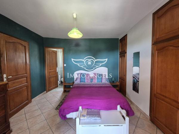 Maison 9 pièces 173m², dépendance et , piscine - pool house, sur terrain 2207m²