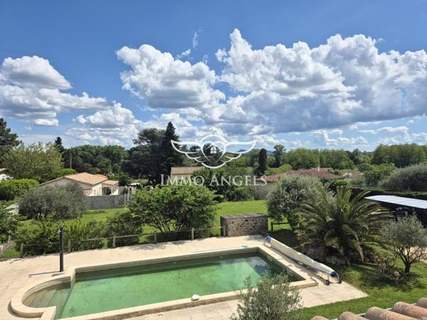 Maison 9 pièces 173m², dépendance et , piscine - pool house, sur terrain 2207m²