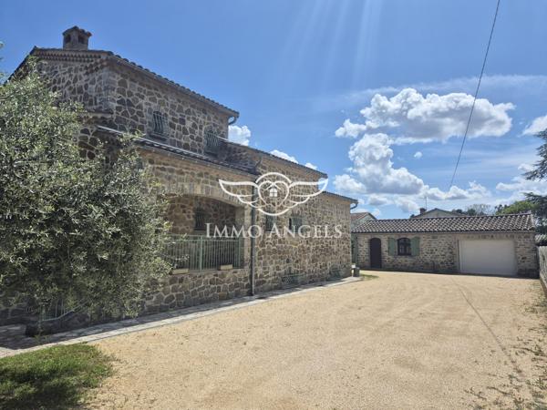 Maison 9 pièces 173m², dépendance et , piscine - pool house, sur terrain 2207m²