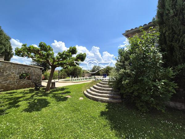 Maison 9 pièces 173m², dépendance et , piscine - pool house, sur terrain 2207m²