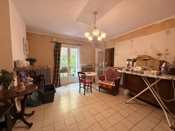 Maison Nantes 5 pièce(s) 103 m2,  
Nantes 44300