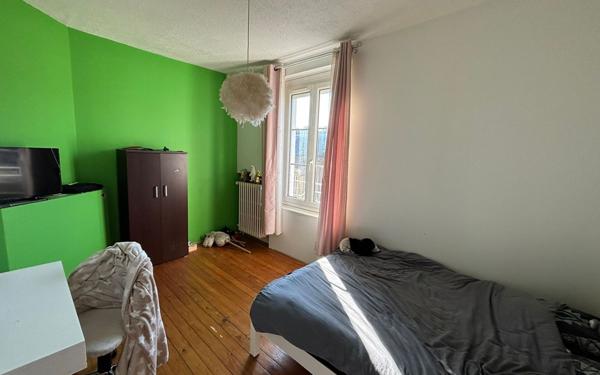 Maison à vendre    3 pièces •  Épernay