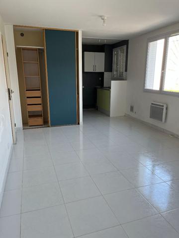 Appartement Yerres 1 pièce(s) 25.68 m2