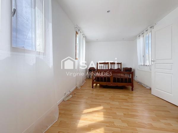 CONFLANS STE HONORINE, Maison avec piscine idéalement située