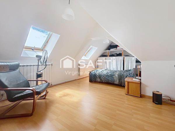 CONFLANS STE HONORINE, Maison avec piscine idéalement située