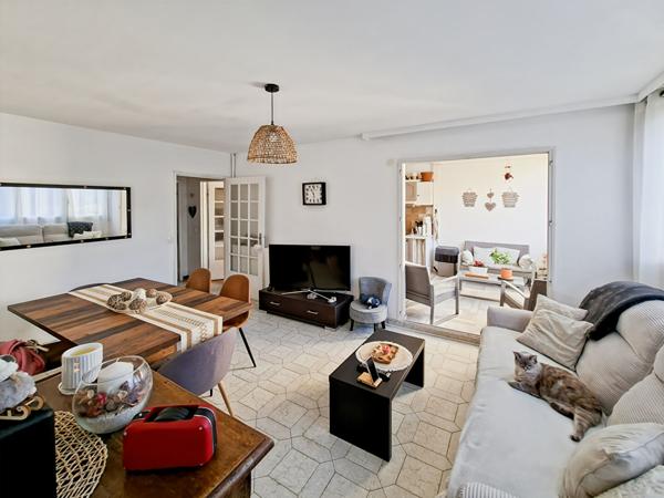 APPARTEMENT DE TYPE 4 PIECES