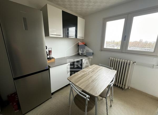 À vendre - Appartement T4 de 72,73 m² à Séméac - Loué