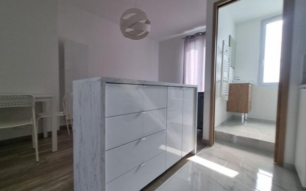 Appartement à louer    2 pièces • 26,78 m2 Champigny-sur-Marne