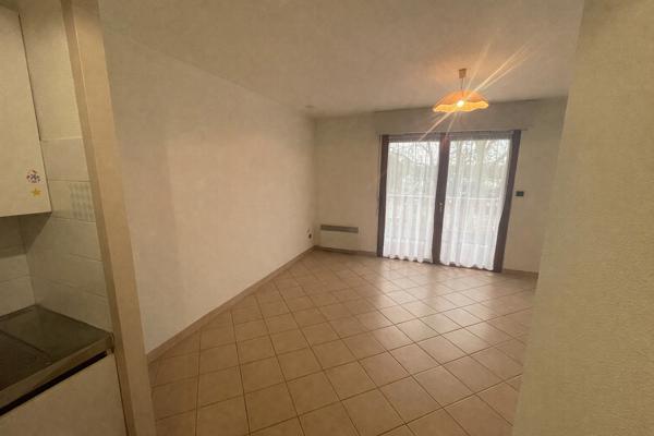 A vendre Appartement studio Mont De Marsan proche hôpital balcon parking
