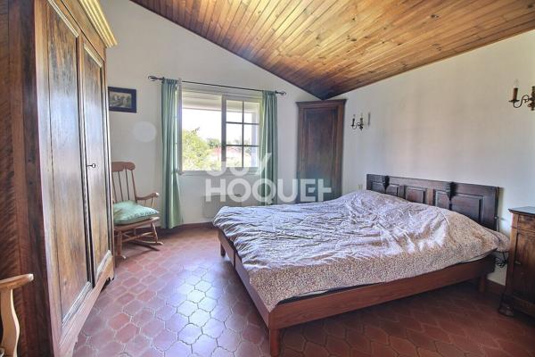 Charmante Maison Tarascon 129m2 avec garages et jardin