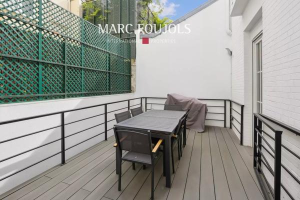 Neuilly-sur-Seine – Hôtel Particulier avec ascenseur et terrasse – quartier sablons