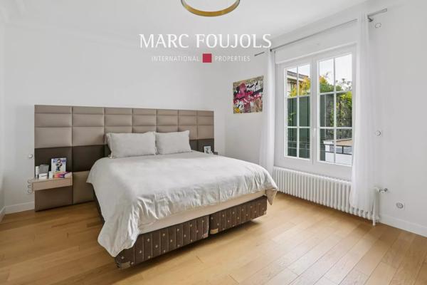 Neuilly-sur-Seine – Hôtel Particulier avec ascenseur et terrasse – quartier sablons