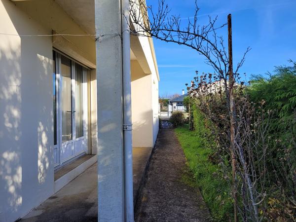 BREUIL MAGNE maison de 90 m2 de type 4 avec jardin de 600 m² - garage de 19 m² - Pompe à chaleur
