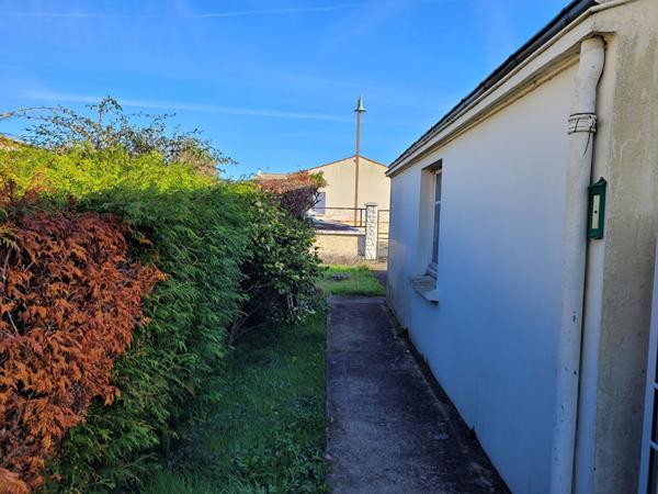 BREUIL MAGNE maison de 90 m2 de type 4 avec jardin de 600 m² - garage de 19 m² - Pompe à chaleur