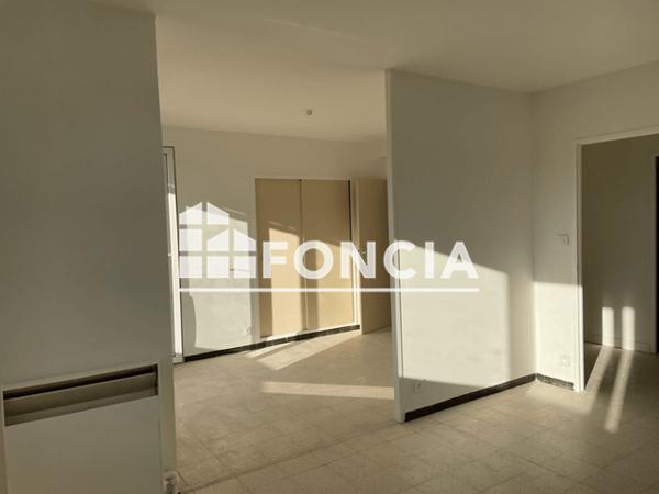 Location Appartement 4 pièces 64.77 m² - RES. ST LAZARE - 540 AVENUE DES MARTYRS DE LA RESISTANCE Brignoles 83170