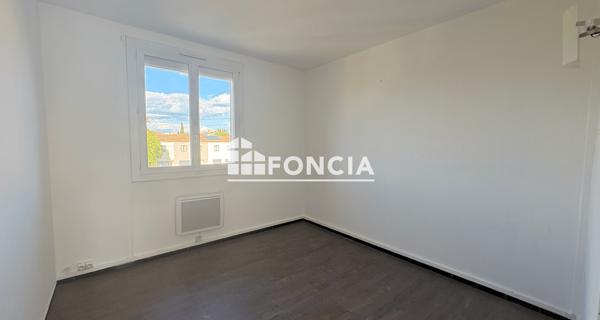 Location Appartement 3 pièces 54.12 m² - Le Pontet 84130