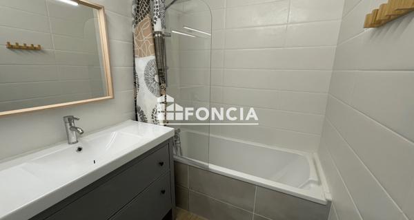 Location Appartement meublé 4 pièces 80.92 m² - Lyon 69009