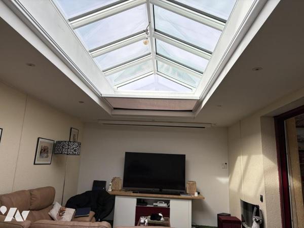 AGREABLE MAISON D'HABITATION EN TRES BON ETAT  AVEC TERRAIN CLOS