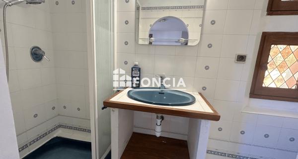 Location Maison 4 pièces 133.2 m² - Sault 84390