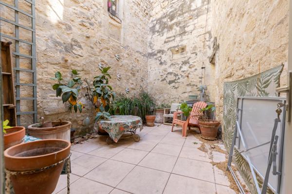 Maison
         12 pièces
        - 385 m² Exclusivité 650 000 € *