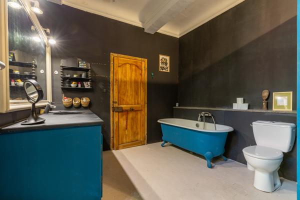 Maison
         12 pièces
        - 385 m² Exclusivité 650 000 € *