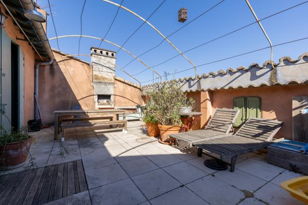 Maison
         12 pièces
        - 385 m² Exclusivité 650 000 € *