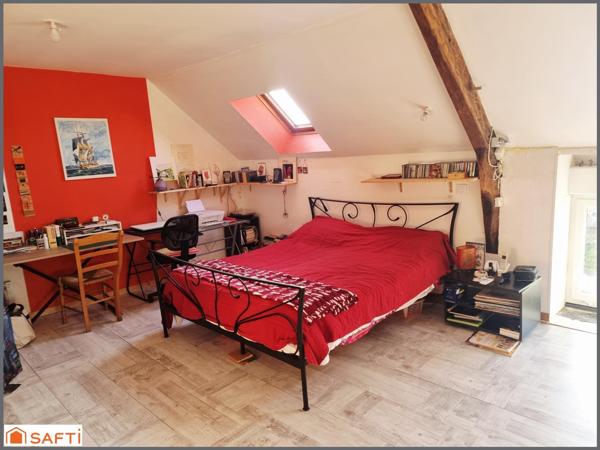 Charmante maison en pierre avec terrain arboré