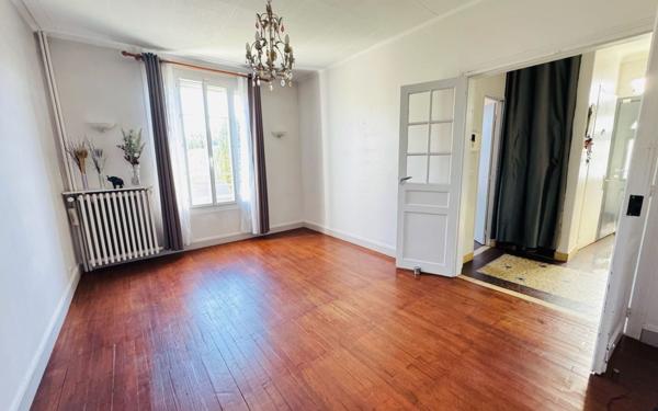 Maison à vendre    8 pièces • 139,76 m2 Chelles